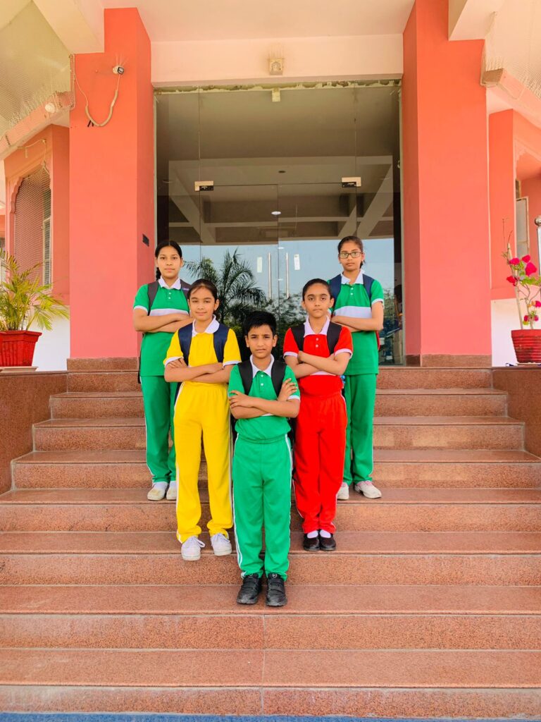 students at Bansal public school, jaipur